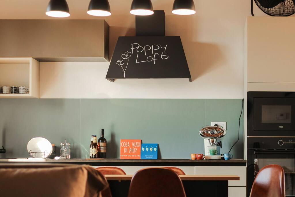 Апартаменты Poppy Loft Гроттаферрата Экстерьер фото